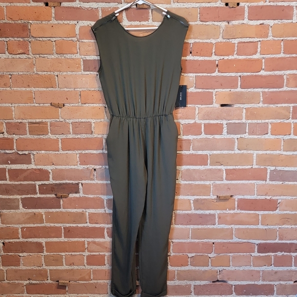 NWT- Zara Jumpsuit - Picture 1 of 4